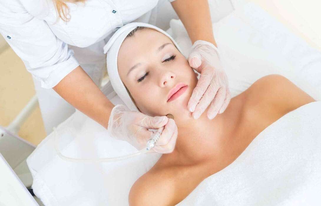 Microdermabrasion Procedures in Miami, FL | Call (786) 841-8482